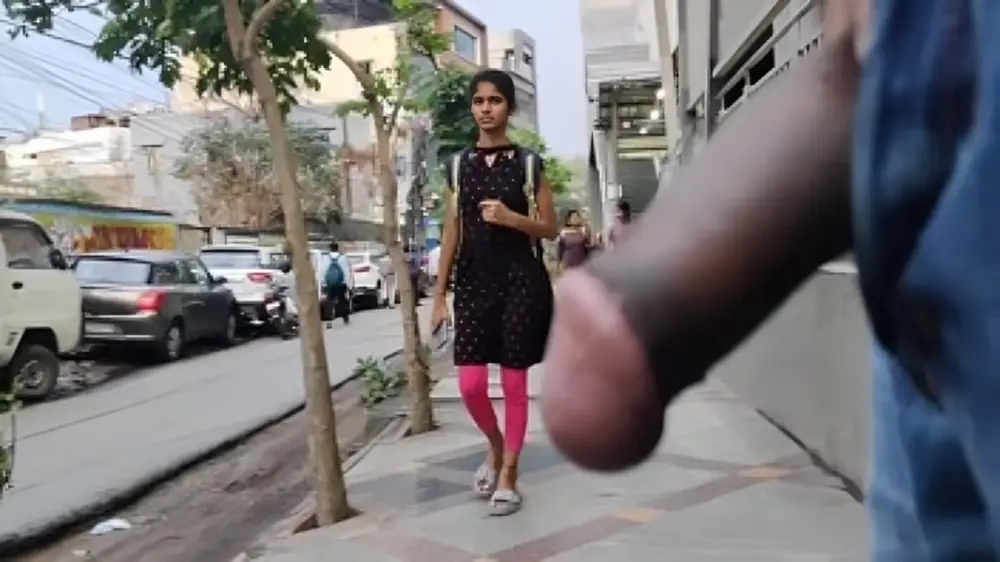 flashing my dick at metro station